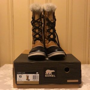 NIB Women Sorel Boot